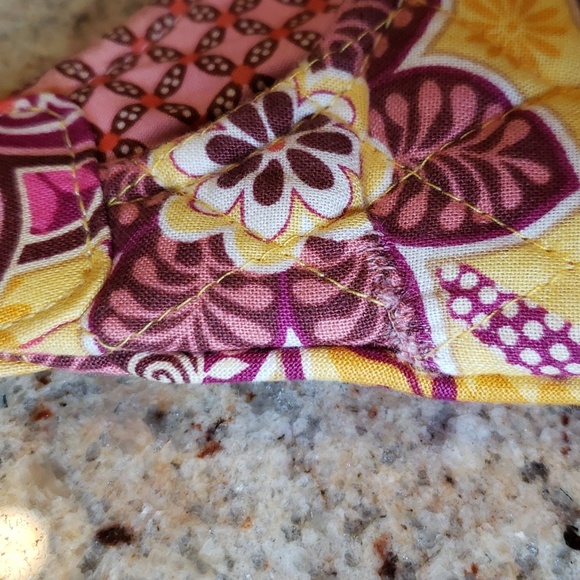 NWT, Vera Bradley Large Hobo (Bali Gold) - Picture 12 of 14